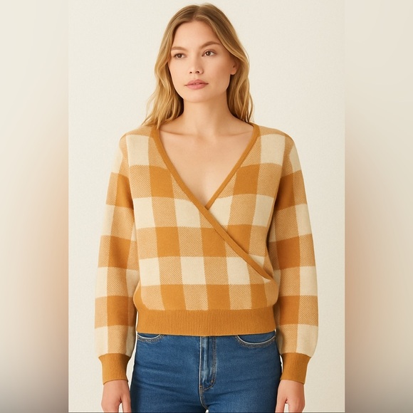 Callahan Women’s Sweater Small Agnes Surplice Light Brown & Cream - Picture 1 of 8